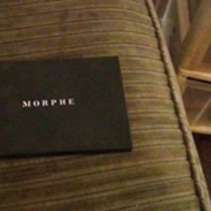 Morphe eye shadow palette
